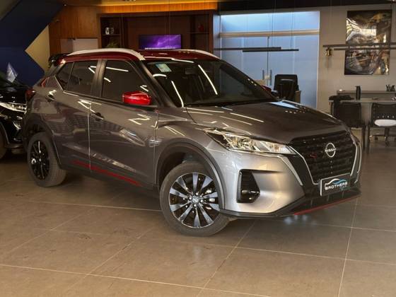 NISSAN KICKS 1.6 16V FLEXSTART XPLAY XTRONIC NISSAN KICKS 1.6 16V FLEXSTART XPLAY XTRONIC